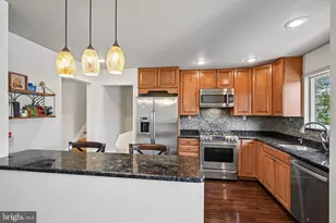 129 Valley Run Dr, Cherry Hill, NJ 08002 - Photo 12