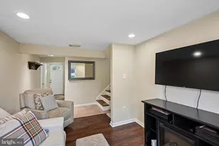 129 Valley Run Dr, Cherry Hill, NJ 08002 - Photo 26