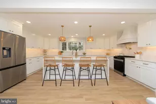 371 Kresson Rd, Cherry Hill, NJ 08034 - Photo 4