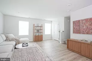 16 Fieldcrest, Gloucester Township, NJ 08012 - Photo 12