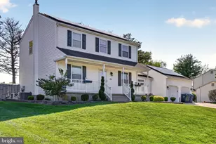 73 Westminster Dr, Voorhees, NJ 08043 - Photo 2