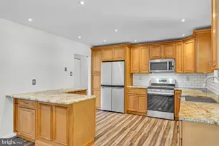 28 Spring Hill Dr, Clementon, NJ 08021 - Photo 10