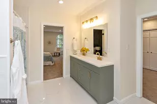 17 Blatherwick Dr, Berlin, NJ 08009 - Photo 24