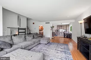 1013 E Tampa Ave, Cherry Hill, NJ 08034 - Photo 16