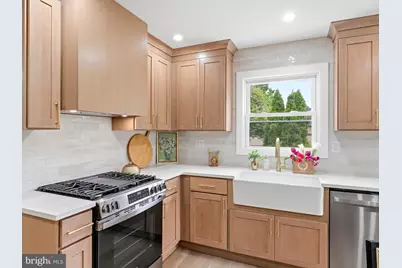 130 W Monroe Avenue, Magnolia, NJ 08049 - Photo 10