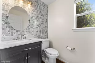 19 Chambord Ln, Voorhees, NJ 08043 - Photo 10