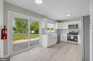 30 Arbor Meadow Dr, Sicklerville, NJ 08081 - Photo 8