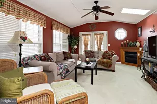 403 Memorial Ave, Gloucester City, NJ 08030 - Photo 18