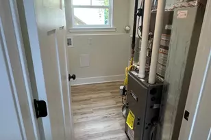 8 Oxford Ave, Gloucester City, NJ 08030 - Photo 16