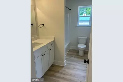 8 Oxford Avenue, Gloucester City, NJ 08030 - Photo 8