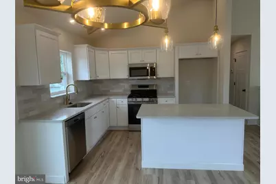 8 Oxford Avenue, Gloucester City, NJ 08030 - Photo 4
