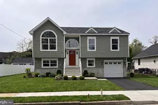 8 Oxford Ave, Gloucester City, NJ 08030 - Photo 1