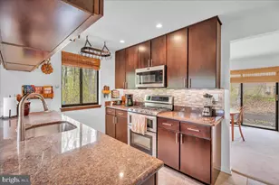 18 Bronwood Dr, Voorhees, NJ 08043 - Photo 10