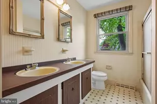 124 Greenvale Rd, Cherry Hill, NJ 08034 - Photo 18