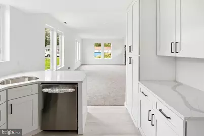 43 E Hodges Avenue, Lawnside, NJ 08045 - Photo 22