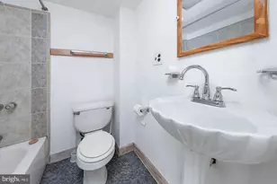 218 Kingston Ave, Barrington, NJ 08007 - Photo 12