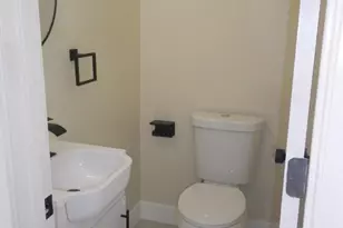 1114 Langham Ave, Camden, NJ 08103 - Photo 12