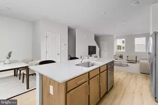 107 Clinton St, Sicklerville, NJ 08081 - Photo 10