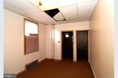 573 Line Street, Camden, NJ 08103 - Photo 4