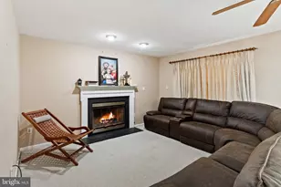 7 Crystal Ct, Sicklerville, NJ 08081 - Photo 4