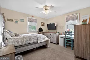 537 Dewey Parker Ave, Audubon, NJ 08106 - Photo 14