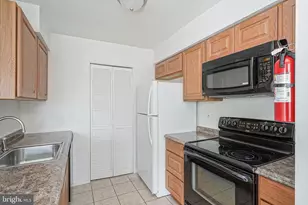 107 Lucas Ln, Voorhees, NJ 08043 - Photo 6