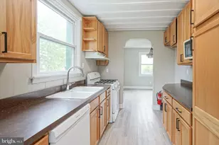 323 Jackson Ave, Magnolia, NJ 08049 - Photo 10