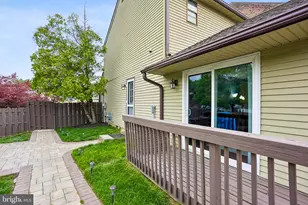 8 Oak Forest Dr, Sicklerville, NJ 08081 - Photo 4