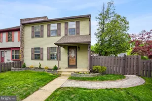 8 Oak Forest Dr, Sicklerville, NJ 08081 - Photo 2
