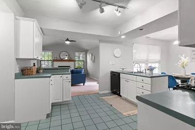 156 St Moritz, Sicklerville, NJ 08081 - Photo 10