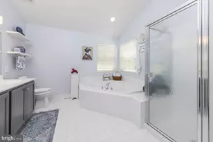 8 Duchess Dr, Sicklerville, NJ 08081 - Photo 16
