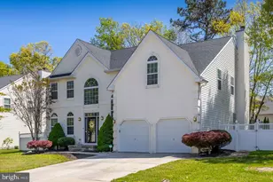 8 Duchess Dr, Sicklerville, NJ 08081 - Photo 2