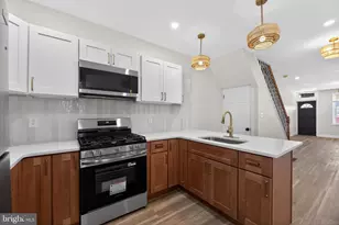 413 Elm St, Camden, NJ 08102 - Photo 1