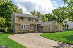 104 Nantucket Dr, Cherry Hill, NJ 08034 - Photo 2