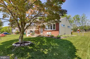 112 N Valleybrook Rd, Cherry Hill, NJ 08034 - Photo 2