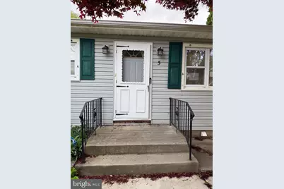 5 Cambridge Avenue, Sicklerville, NJ 08081 - Photo 2