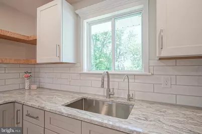 282 Mc Clelland Avenue, Bellmawr, NJ 08031 - Photo 4