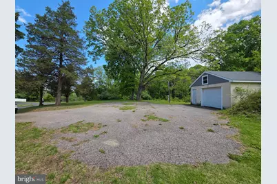 18 W Factory Road, Berlin, NJ 08009 - Photo 2
