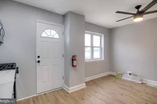 1327 Jackson St, Camden, NJ 08104 - Photo 18