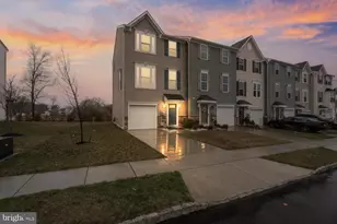 204 Freedom Wy, Sicklerville, NJ 08081 - Photo 1