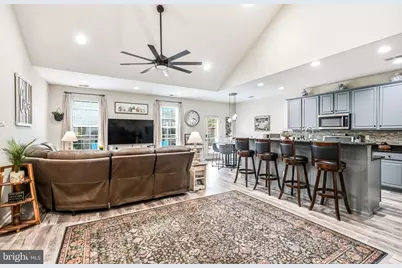 323 Bittlewood Avenue, Berlin, NJ 08009 - Photo 10