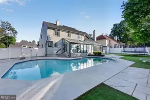 29 Callison Ln, Voorhees, NJ 08043 - Photo 2