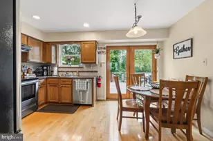 2 Farnham Ct, Laurel Springs, NJ 08021 - Photo 8