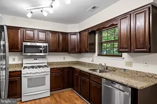 8 Chatham Dr, Voorhees, NJ 08043 - Photo 10