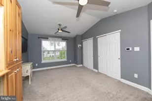 53 Glacier Dr, Berlin, NJ 08009 - Photo 20