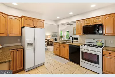809 W Redman Avenue, Haddonfield, NJ 08033 - Photo 12