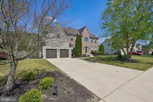 135 Desilvio Dr, Sicklerville, NJ 08081 - Photo 2