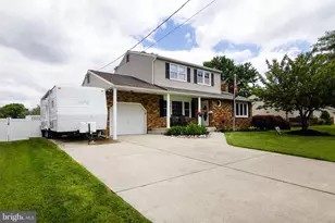 52 Springlane Dr, Gloucester Township, NJ 08012 - Photo 1