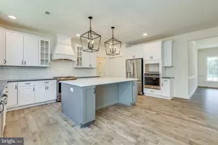 002 Mullen Dr, Sicklerville, NJ 08081 - Photo 8