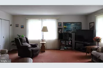 112 Cressmont Avenue, Gloucester Township, NJ 08012 - Photo 6